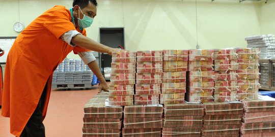 Rupiah bergerak melemah di level Rp 13.373 per USD