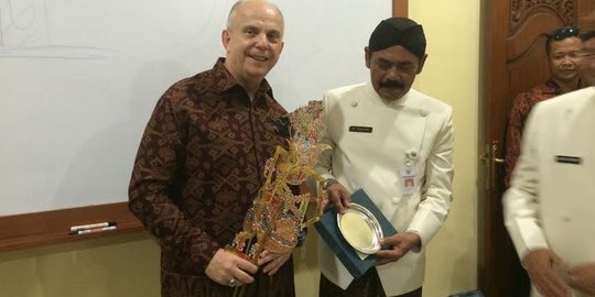 Temui wali kota, Dubes AS puji keberagaman di Solo