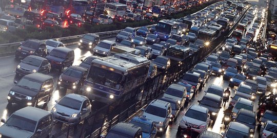 Pengusaha beberkan masalah transportasi yang harus selesai di 2017