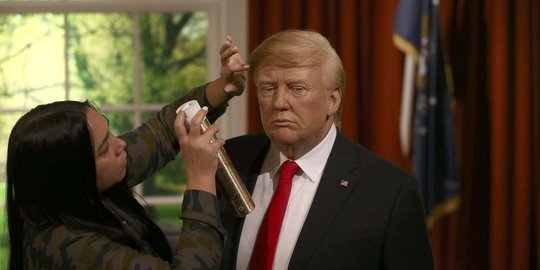 Mengintip 'Donald Trump' didandani jelang pelantikan