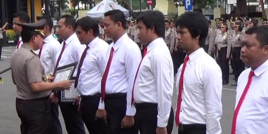 Bekuk bandar narkoba 20 kg, Kapolda Jatim apresiasi 9 penyidik