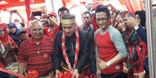 Kisah kenangan manis Irfan Hakim bersama istri di Makassar