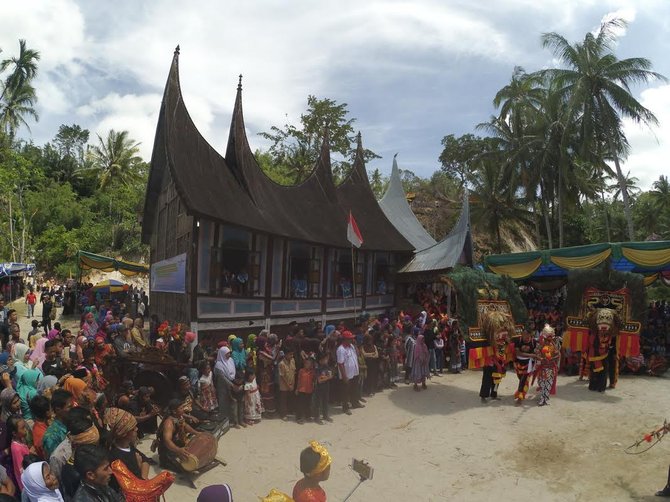 komplek rumah tan malaka