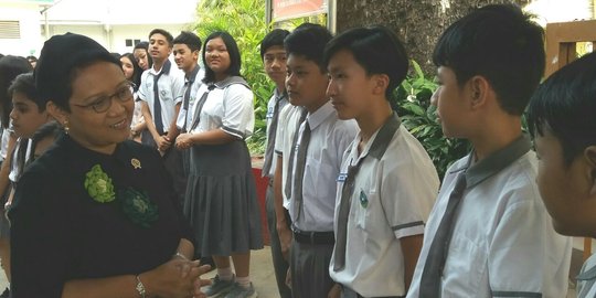 Menlu Retno serahkan bantuan kemanusiaan Indonesia pada Myanmar