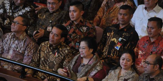 Usai nonton teater, Jokowi pulang satu mobil dengan Megawati