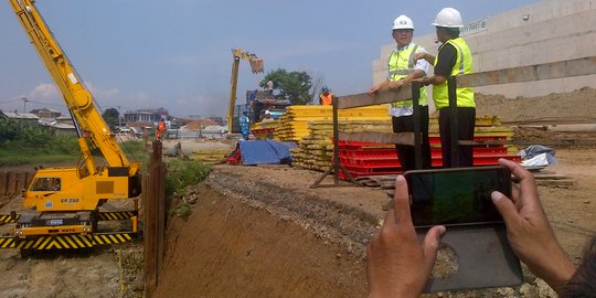 Berhasil bebaskan tanah wakaf, Tol Soroja bisa digunakan April 2017