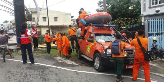 Tiga warga terseret air Sungai Babura, seorang masih hilang