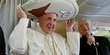 Paus bandingkan Donald Trump dengan Adolf Hittler
