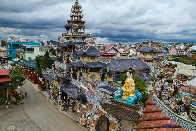 pagoda linh phuoc dalat vietnam