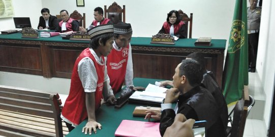 Keluarga harap 2 pemerkosa dan pembunuh Eno dihukum mati