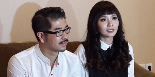 Kebanjiran job di hari imlek, Alena Wu absen kumpul keluarga