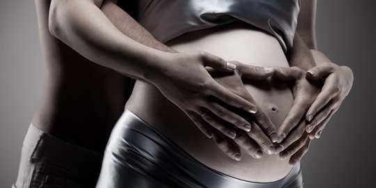 6 Mitos tentang bercinta kala hamil, benar atau tidak?