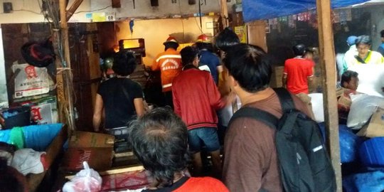 Puluhan kios di Manado terbakar, pembeli belum bayar berlarian