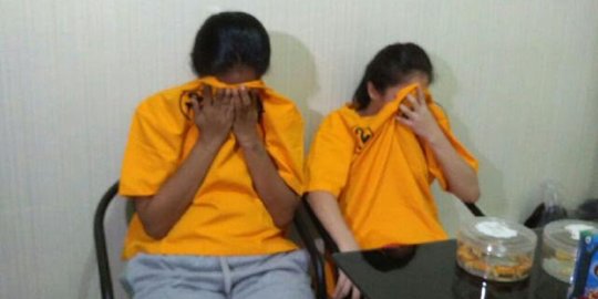 Menjanda & biayai tiga anak, mantan pemandu lagu di Depok jual sabu