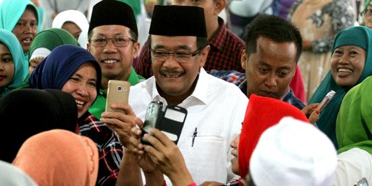 Djarot janjikan warga sapi & kambing jika lapor money politic