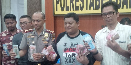 Kadis Penanaman Modal Kota Bandung jadi tersangka pungli