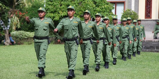 Hansip bukan profesi, tak digaji hanya mengabdi