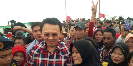 Disambut di Pulau Pramuka  Ahok bilang kayak pengantin 