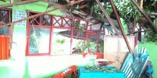 Puting beliung di Kabupaten Pangkep Sulsel, 19 rumah dan 1 SD rusak