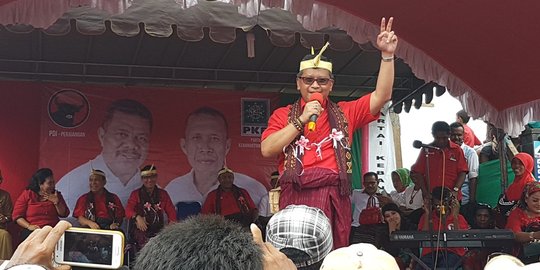 Hasto: Saya bawa salam dari Mama Megawati dukung Viktori di Lembata