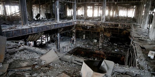 Kondisi kehancuran Universitas Mosul yang hangus dibakar ISIS