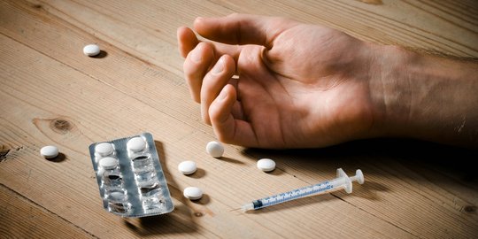 Diduga overdosis obat, sopir tronton tewas di panti pijat