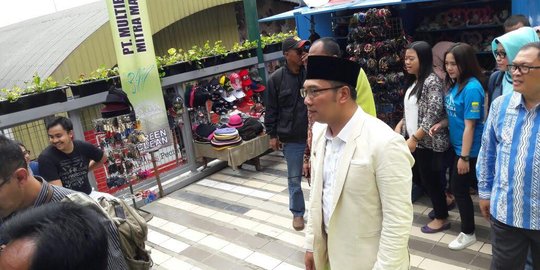 Ridwan Kamil resmikan teras Cihampelas: Ini pertama di Indonesia