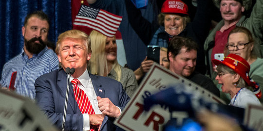 Sejak pelantikan ada 12 ribu kicauan soal bunuh Trump di Twitter
