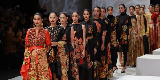 Keindahan batik  Sekar Jagad dalam desain  terbaru Irma 