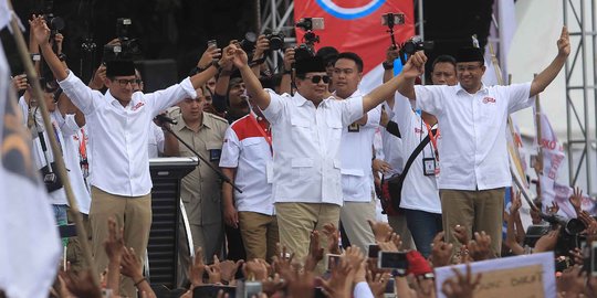 Prabowo meriahkan kampanye akbar Anies-Sandiaga