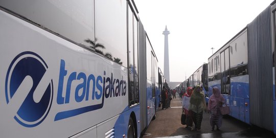 Marbut masjid dan rohaniwan bakal gratis naik Transjakarta