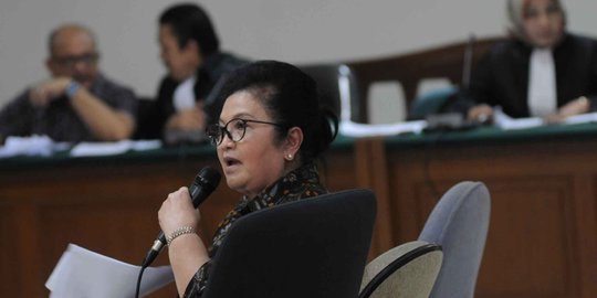 Di depan hakim, Siti Fadilah singgung prestasi menteri & penyakitnya