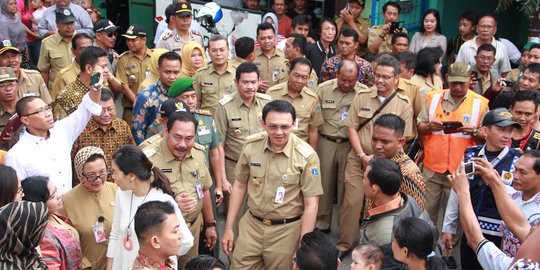 Kembali jadi gubernur pada 13 Februari, Ahok tak segan rombak PNS