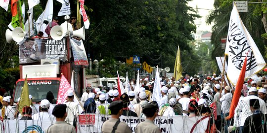 Aksi massa pro dan kontra geruduk sidang ke-9 Ahok