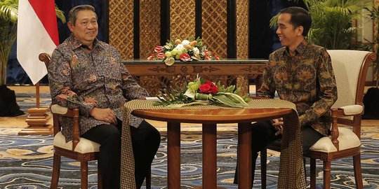 Saat SBY berulang kali berjanji tak akan lengserkan Jokowi