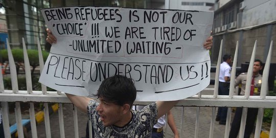 Aksi pencari suaka geruduk Kantor UNHCR