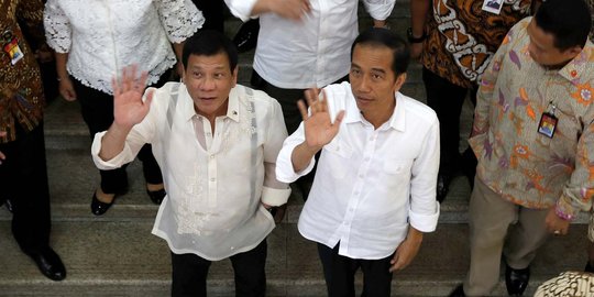 Marahnya Duterte kala polisi terlibat korupsi hingga pembunuhan