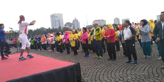 Puluhan ribu PNS DKI padati Monas, senam & deklarasi netralitas