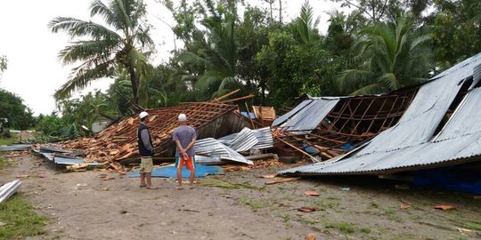 48 Rumah di Banyuasin dihantam puting beliung, belasan warga terluka