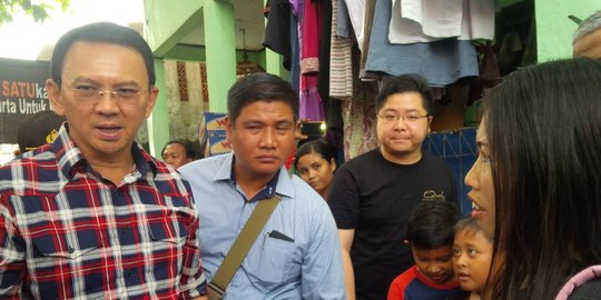 Ahok sebut kampung kerendam banjir akibat saluran enggak benar