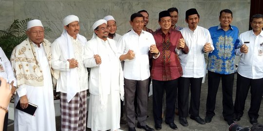 Bertemu Wiranto, GNPF sebut aksi 112 bukan untuk jatuhkan pemerintah