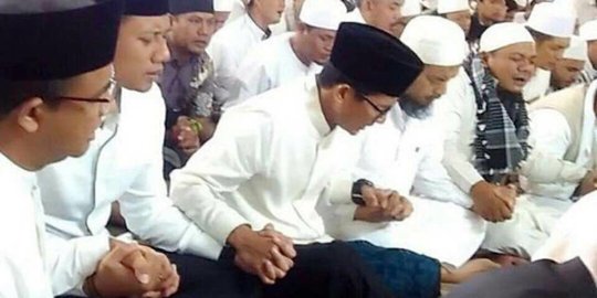 Masa tenang usai kampanye, Sandiaga berangkat umroh