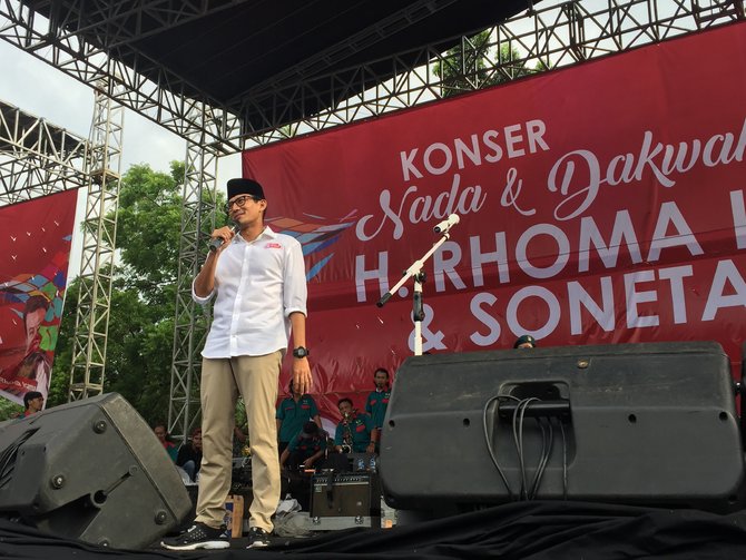 anies sandiaga di konser rhoma irama