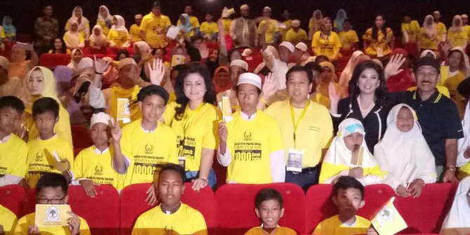 Ikatan Istri Partai Golkar ajak seribu anak yatim nobar 