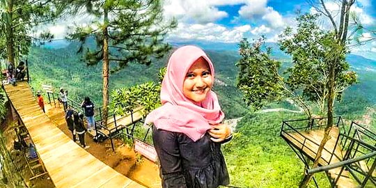 Menikmati romantisnya panorama alam Bukit Asmara Situk Banjarnegara