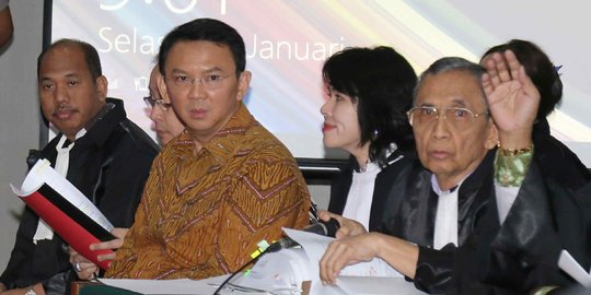 Sidang Ahok, baru 2 saksi ahli yang mengonfirmasikan bisa hadir