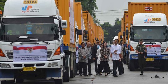 Jokowi lepas keberangkatan truk bermuatan beras untuk Sri Lanka