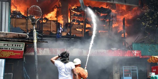 Puluhan jam terbakar, pembangunan Pasar Senen memakan waktu 1 tahun