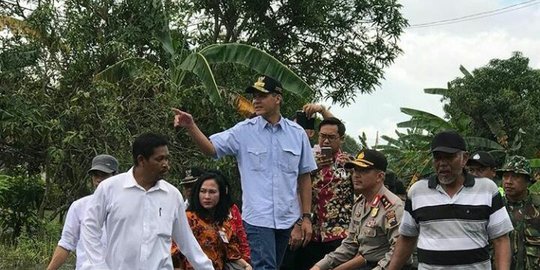 Tinjau Pilkada Kabupaten Pati, Ganjar naik perahu karet