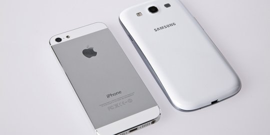 vs samsung galaxy s ii rev1
